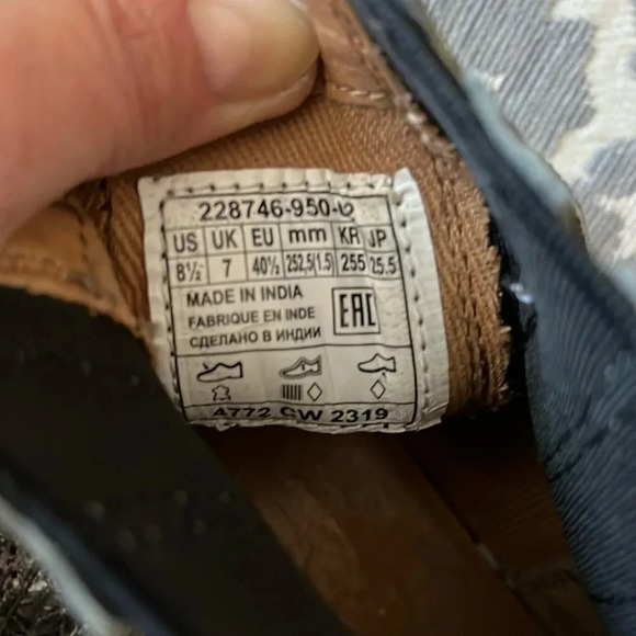 NWOT LEVIS Metallic Leather Western Cowboy Boot, Size 8.5 - Picture 10 of 10